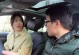 美女司机出装攻略（优雅驾驶，时尚穿搭，教你成为路上的焦点）